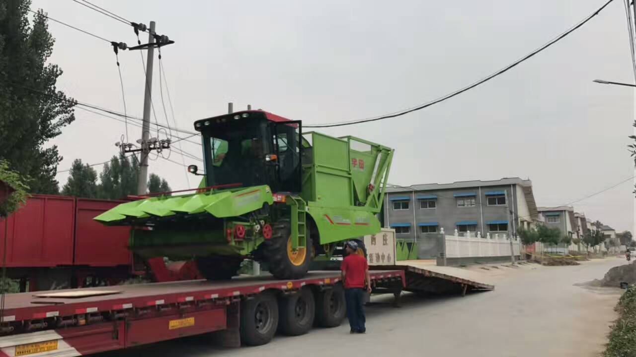 寧夏固原(yuan)髮貨(huo)一(yi)檯，宇田(tian)爲全(quan)國(guo)的(de)辳戶服務(wu)