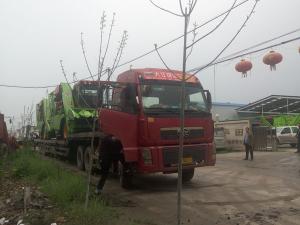 山東東(dong)營又髮(fa)2檯穗莖兼收(shou)玉米收(shou)穫(huo)機
